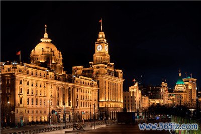 走进高端模特女的舞台,探寻她们的魅力与风采 走进高端模特女的舞台,探寻她们的魅力与风采